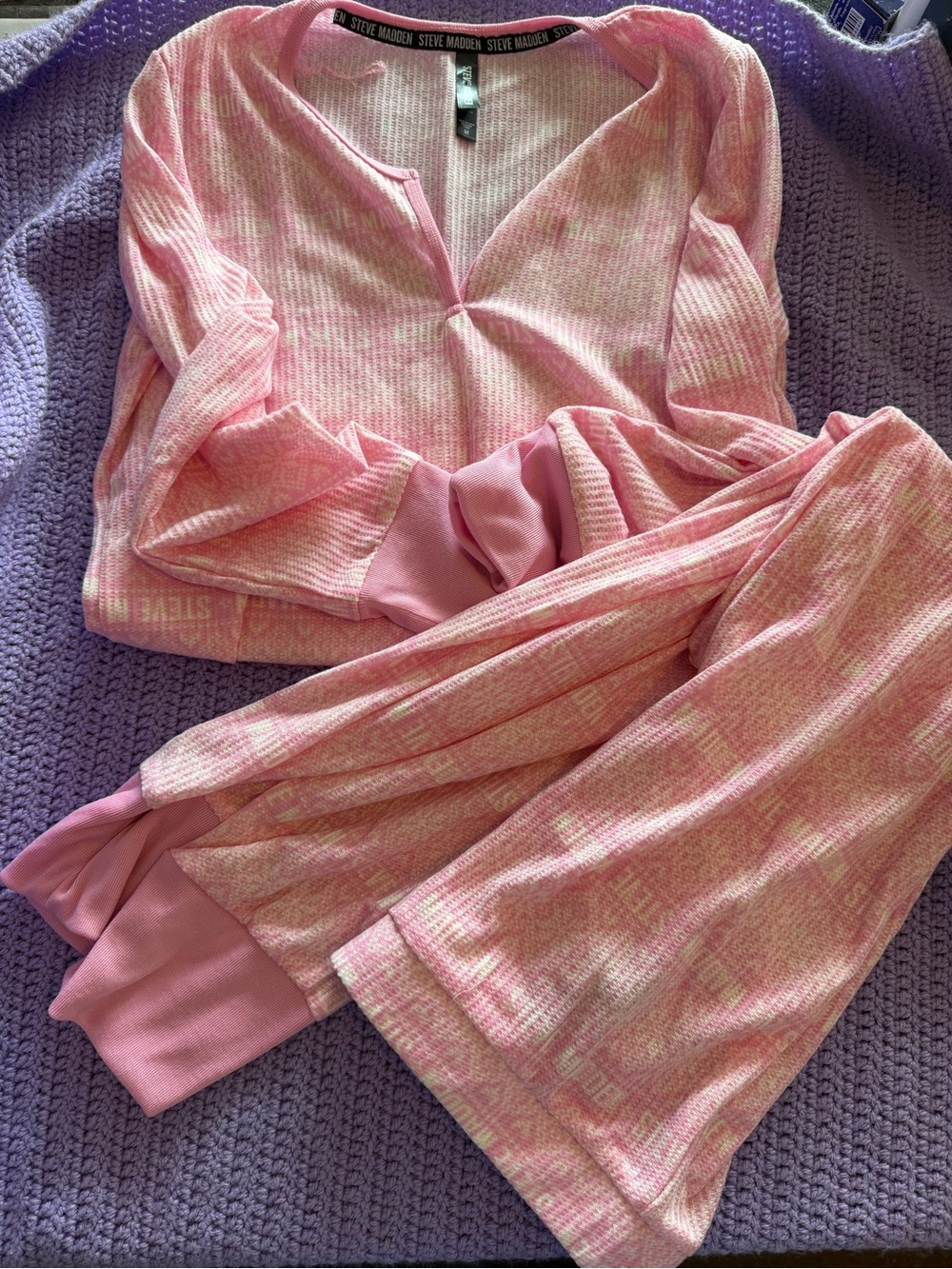 Steve Madden Pink Heathered Ribbed Lounge Set